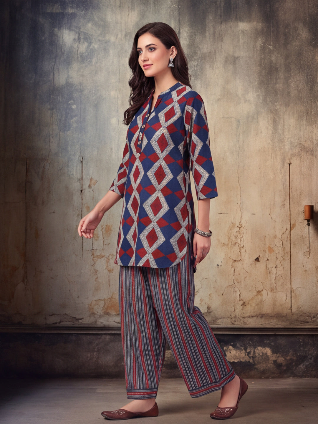 Women Straight Printed Pure Cotton Farshi Suit Sets