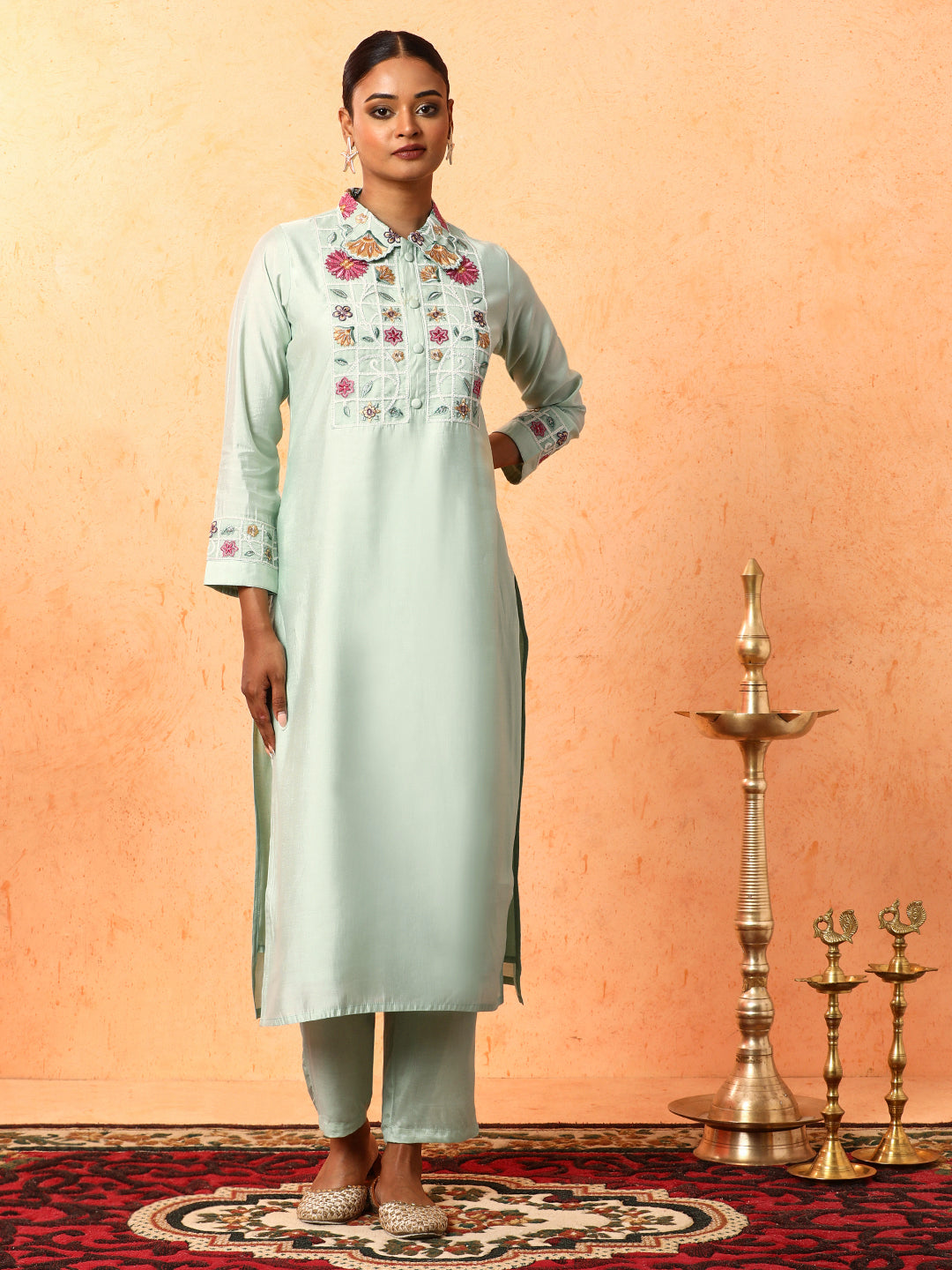 Floral Embroidered Straight Cotton Blend Kurta & Trousers Sets