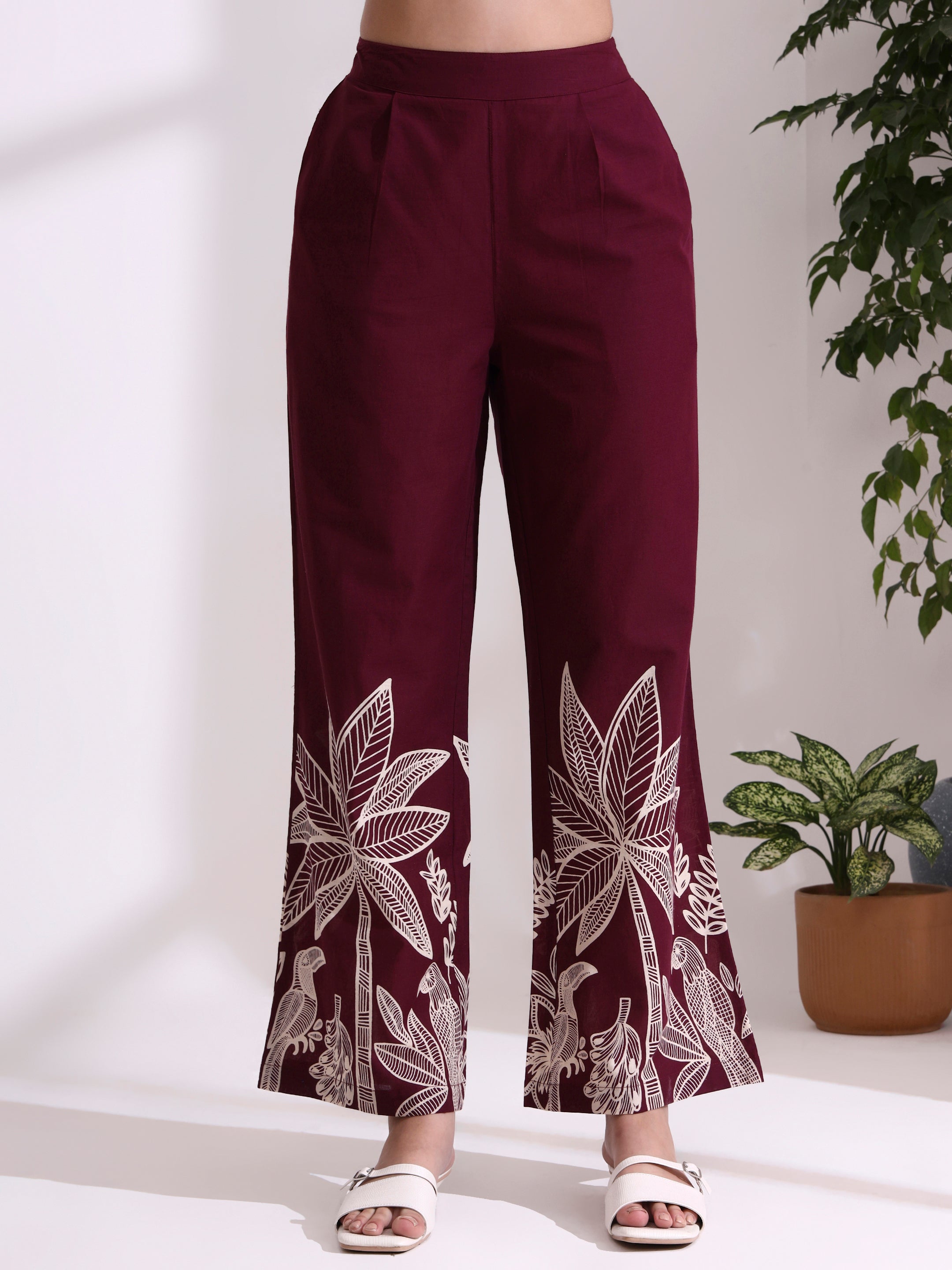 Floral Printed Straight Pure Cotton Kurta & Trousers Sets