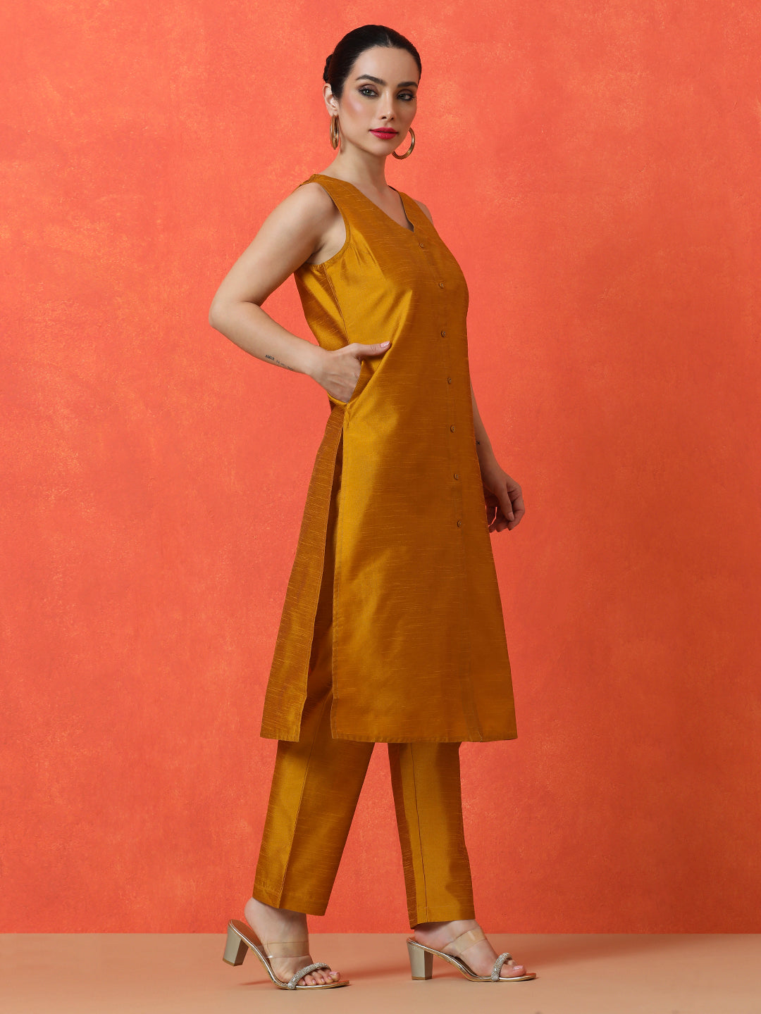 Solid Straight silk blend Kurta & Trousers Sets