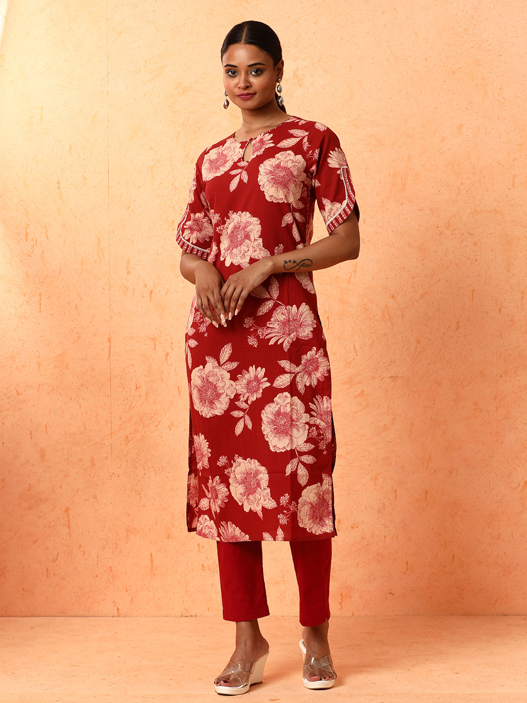 Floral Embroidered Straight Pure Cotton Kurta