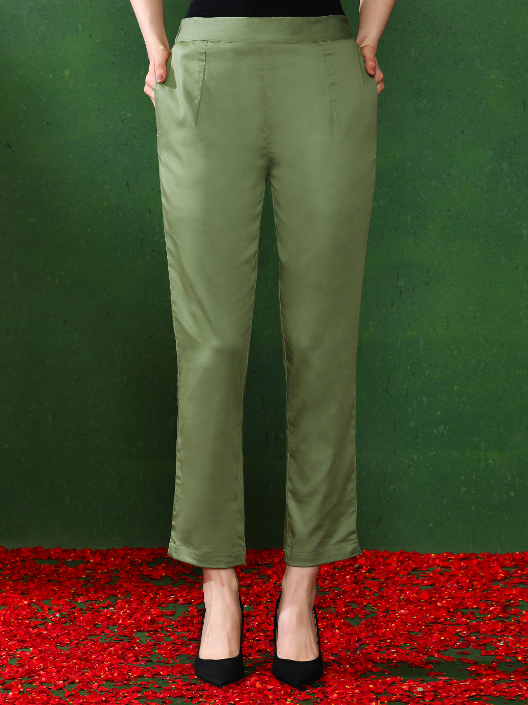 Women Olive Solid Regular Trousers