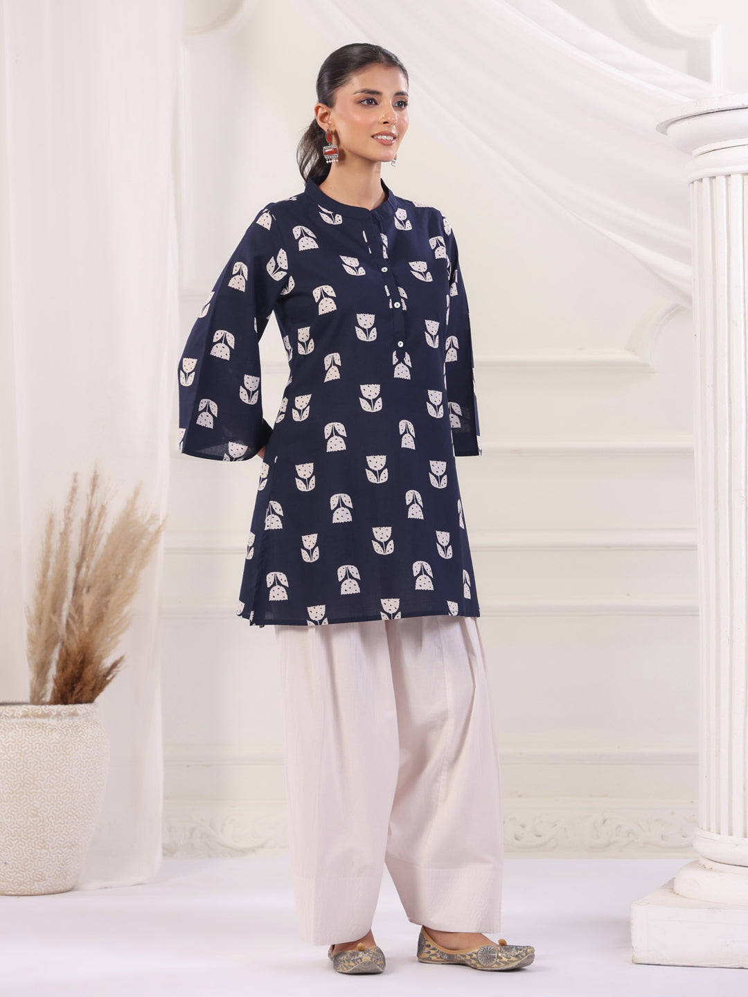 Women Straight Printed Pure Cotton Farshi Suit Sets