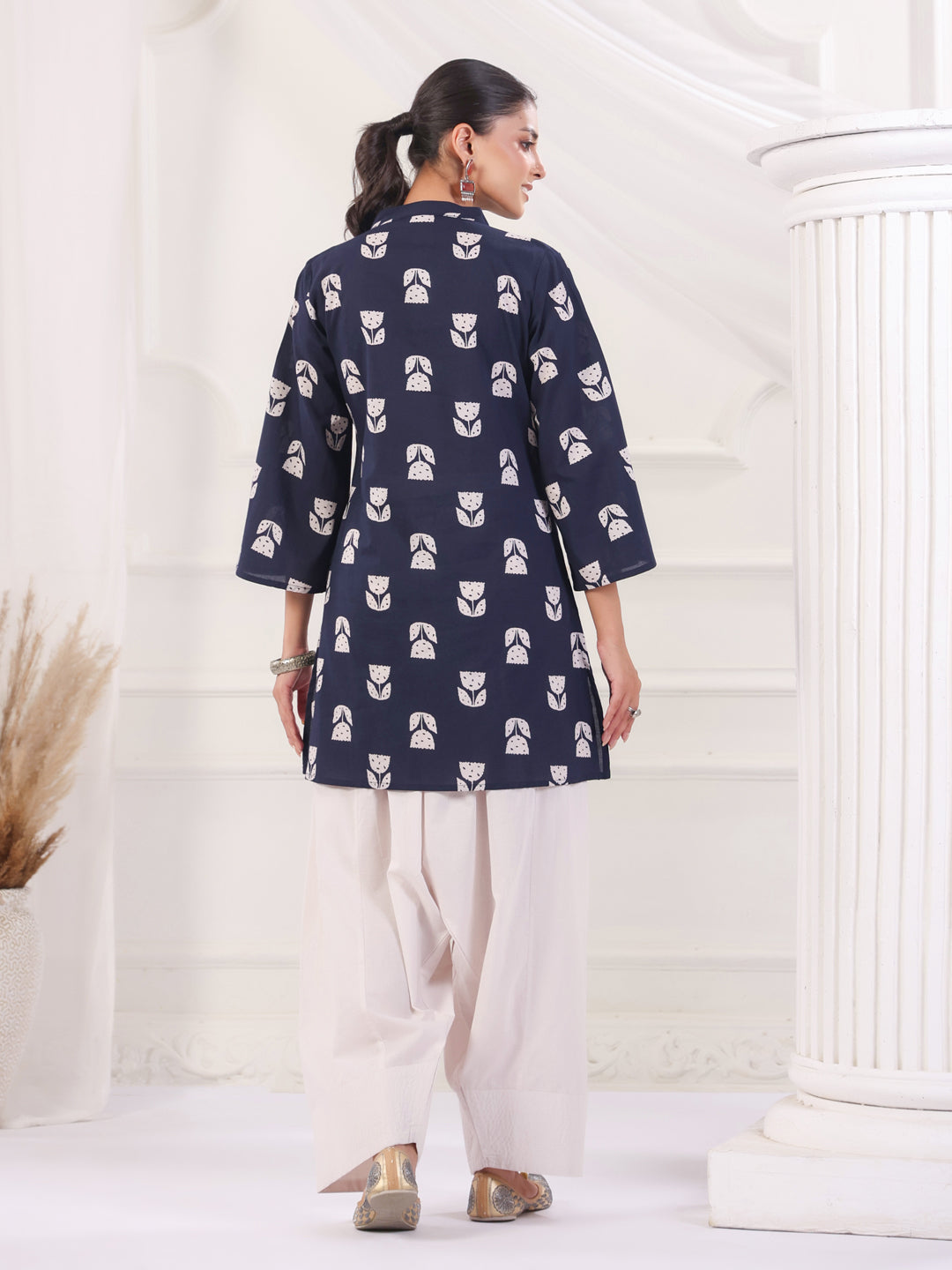Women Straight Printed Pure Cotton Farshi Suit Sets