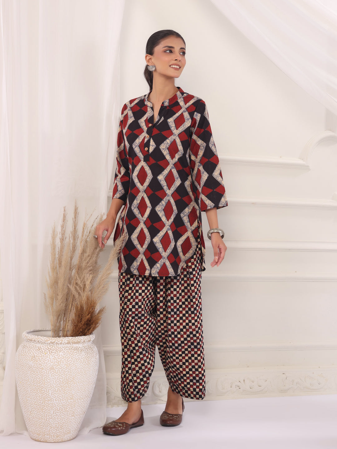 Women Straight Printed Pure Cotton Farshi Suit Sets