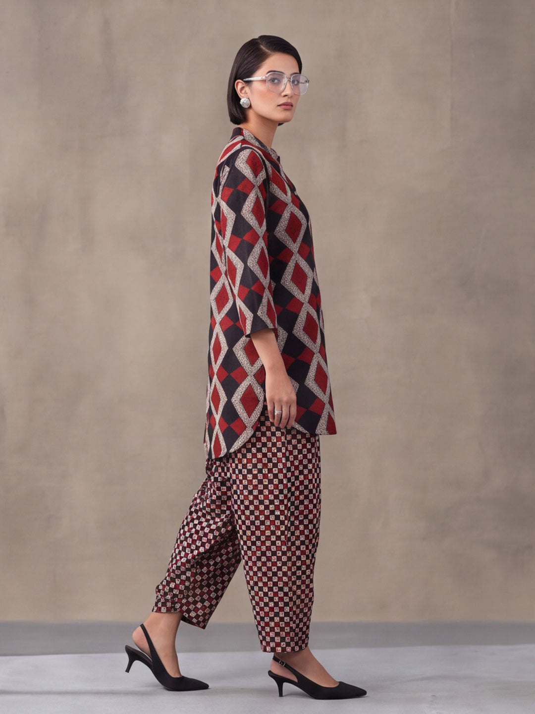 Women Straight Printed Pure Cotton Farshi Suit Sets