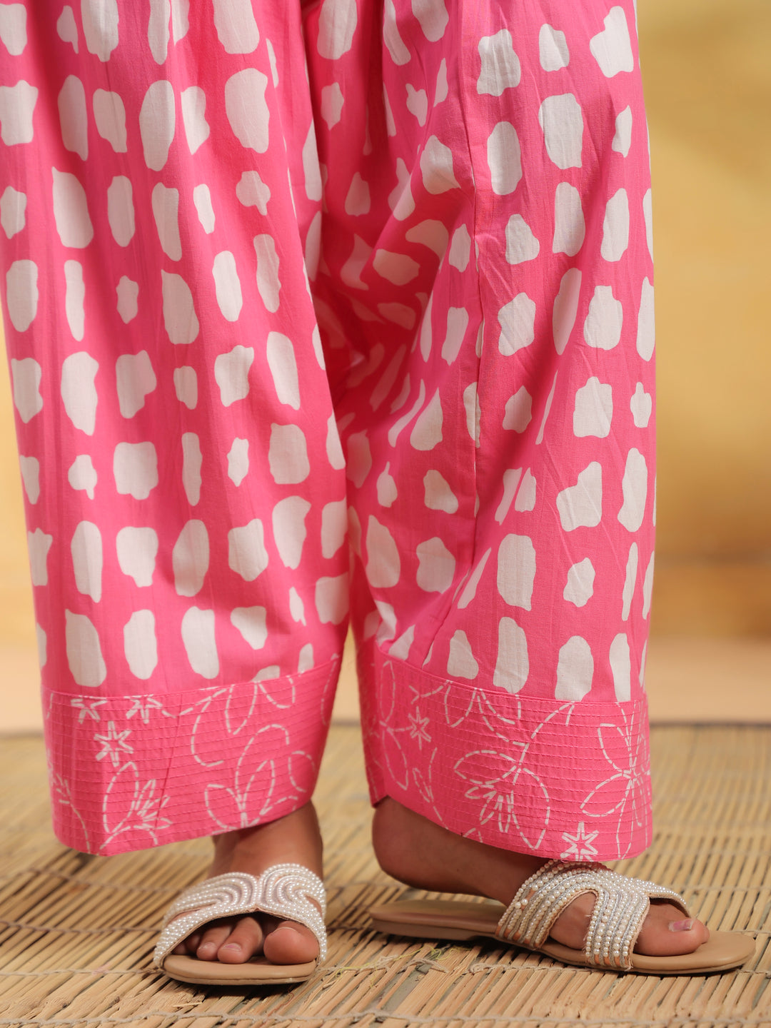 Floral Printed Straight Pure Cotton Kurta & Salwar Sets