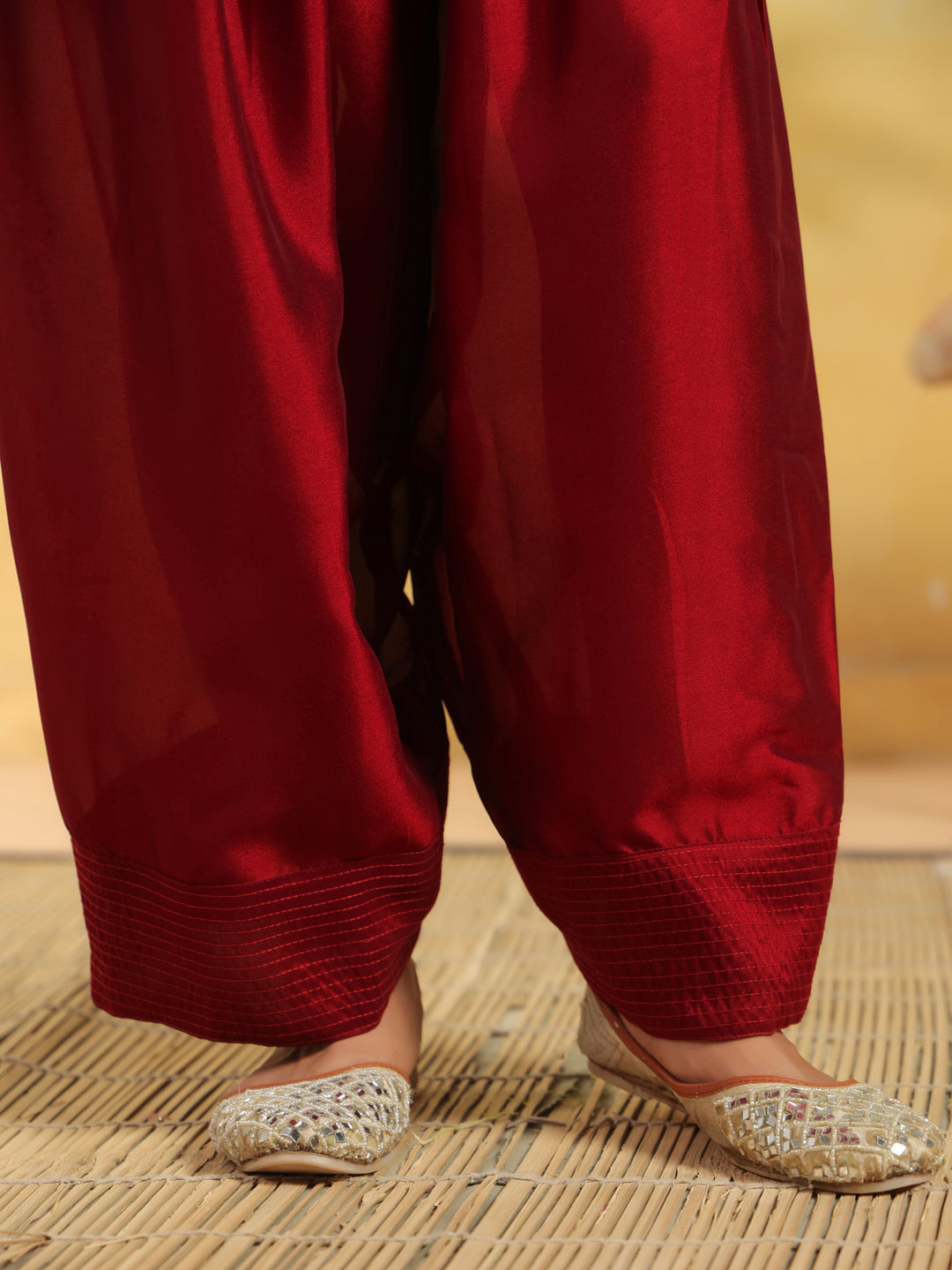 Floral Printed Straight Viscose Rayon Kurta & Salwar Sets