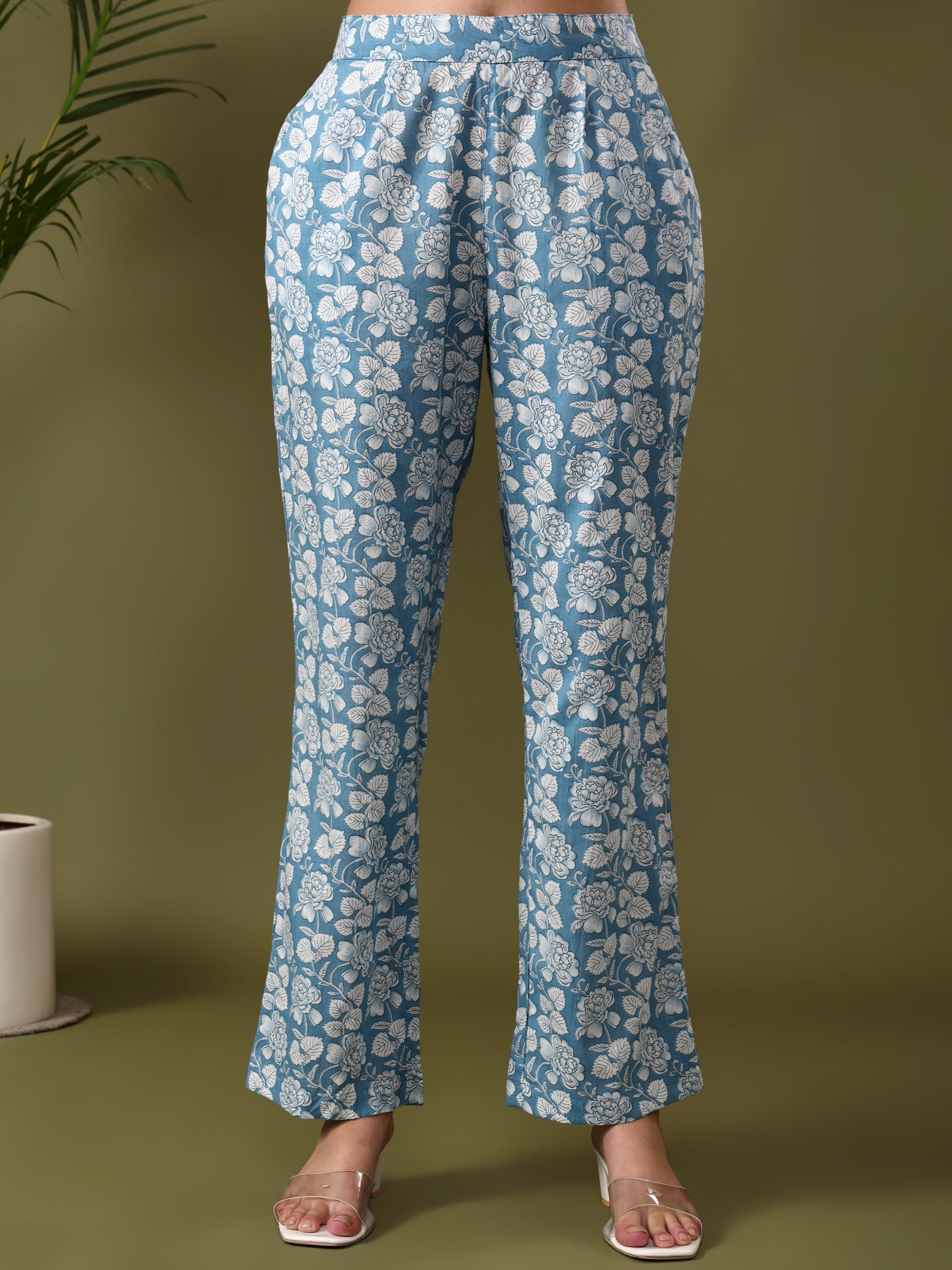 Floral Embroidered Straight Pure Cotton Kurta & Trousers Sets