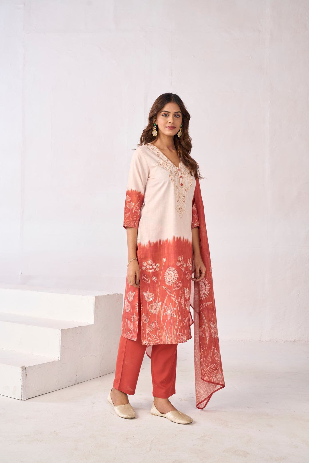 Floral Embroidered Straight Cotton Blend Kurta & Trousers Sets