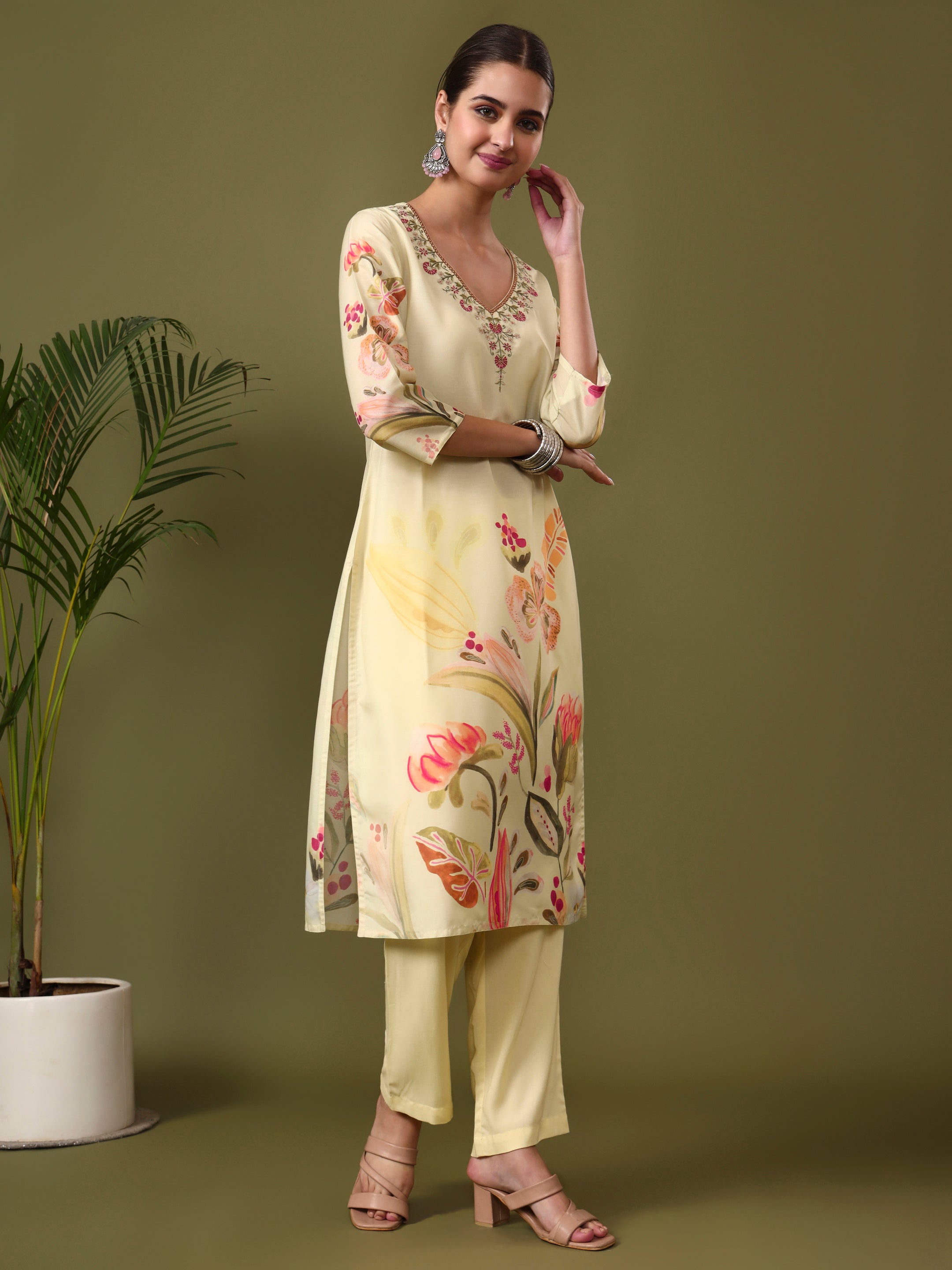 Floral Embroidered Straight Kurta & Trousers Sets