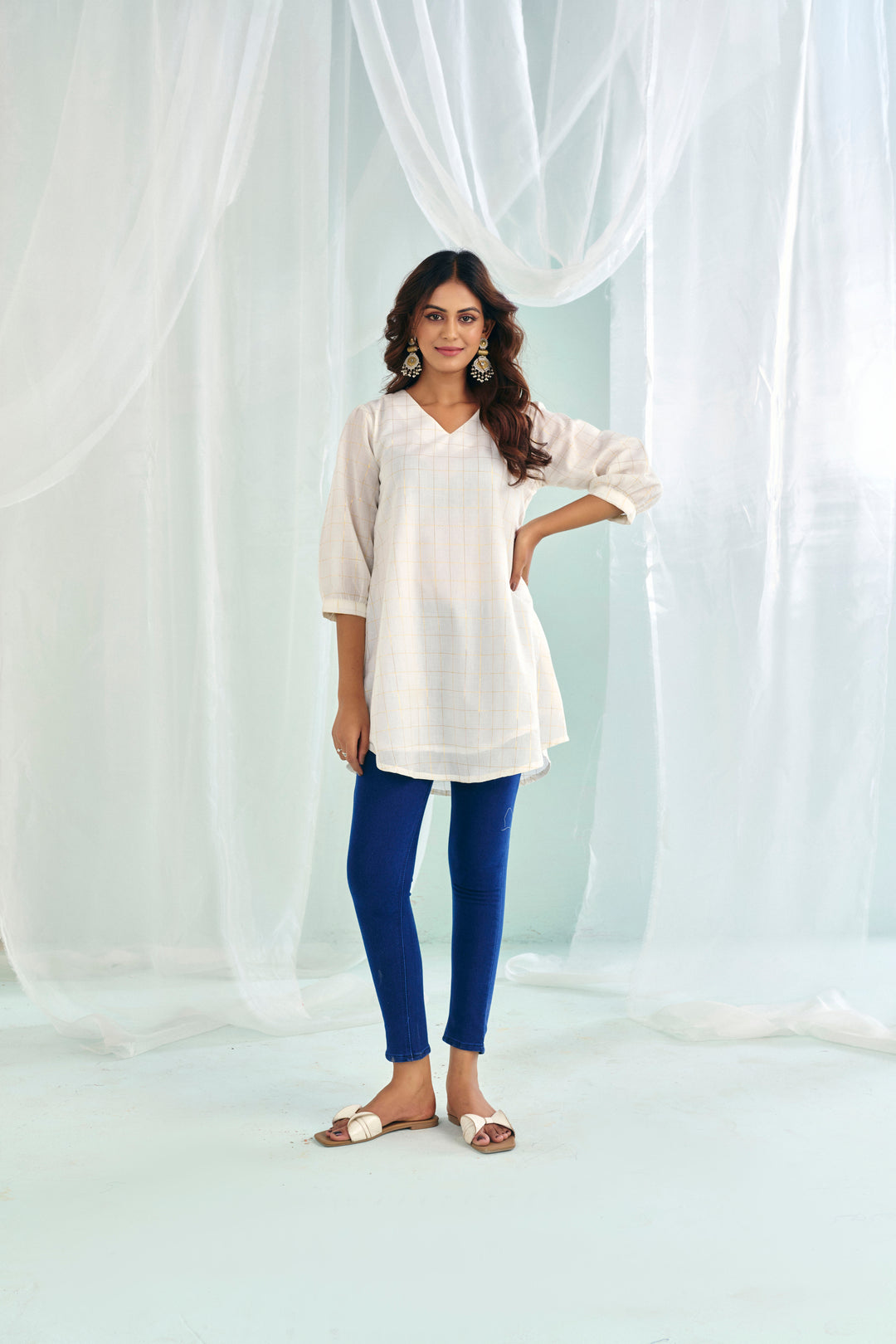 Solid Embroidered Straight Pure Cotton Kurta