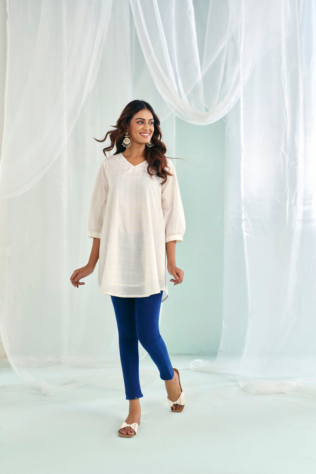 Solid Embroidered Straight Pure Cotton Kurta