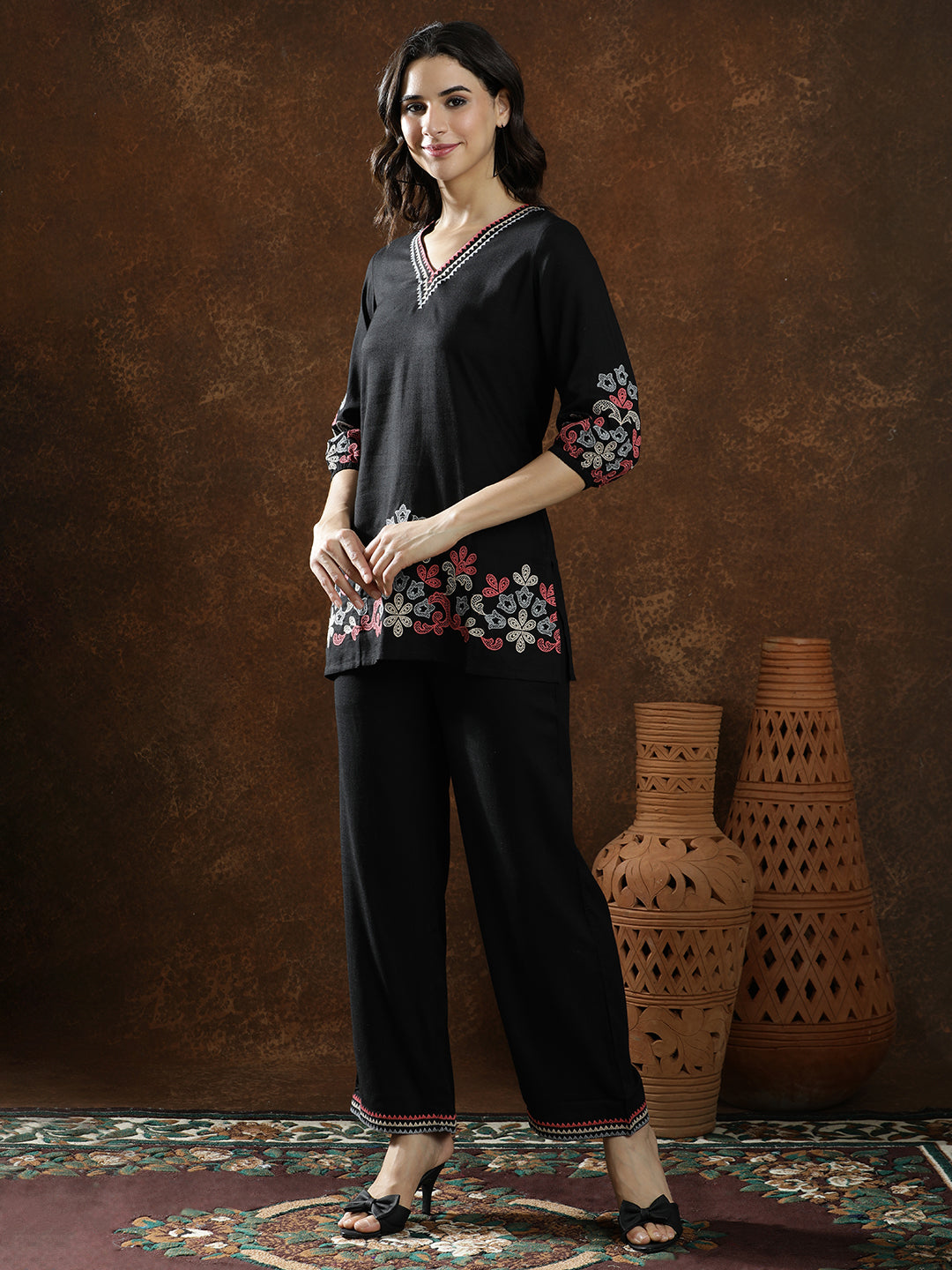 Floral Embroidered Straight Kurta & Trousers Sets