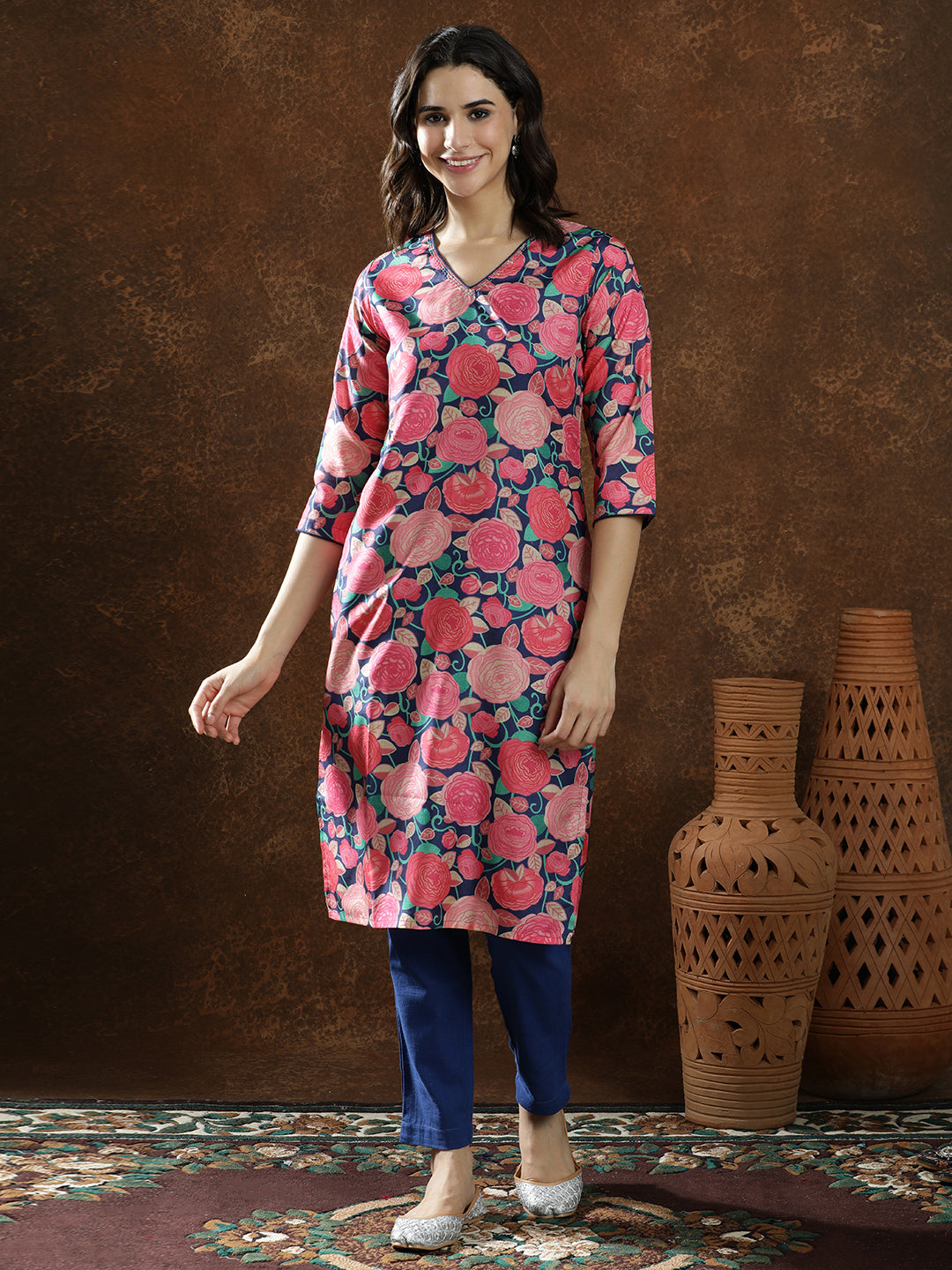 Floral Embroidered Straight Kurta
