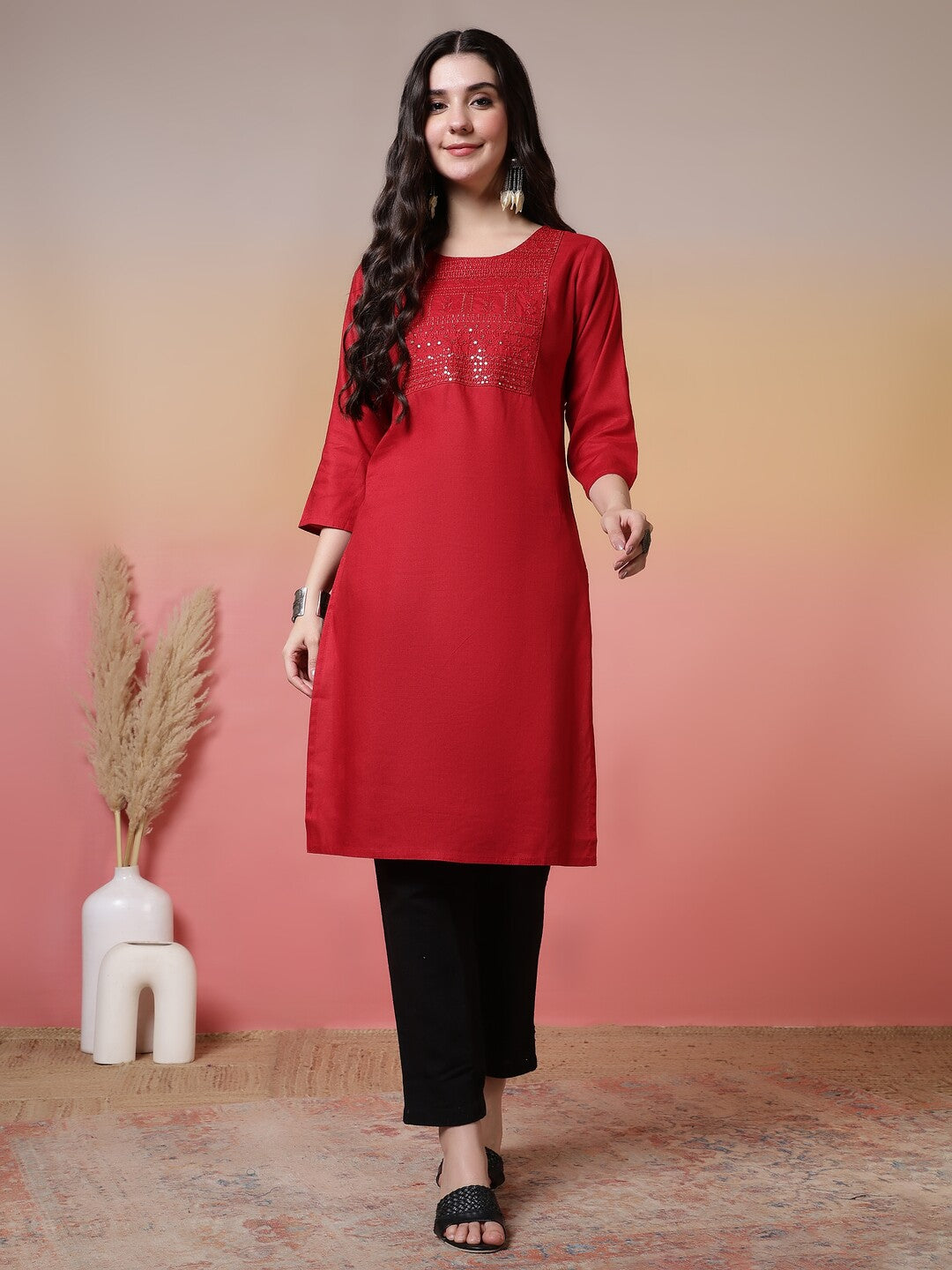 Solid Embroidered Straight Kurta
