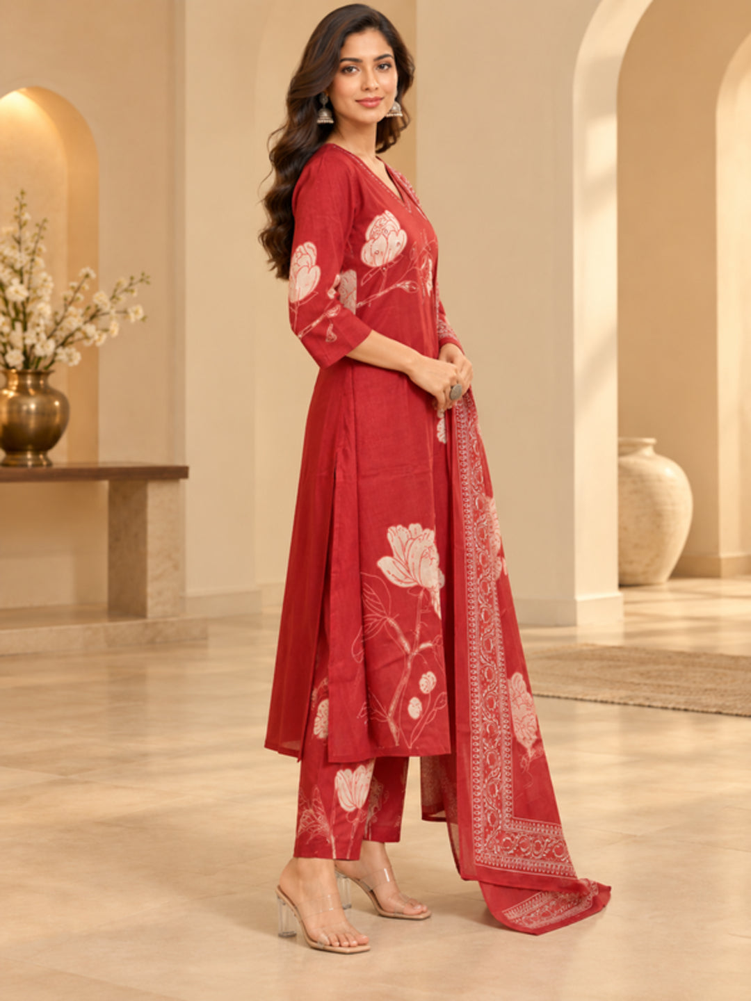 Floral Embroidered Straight Pure Cotton Kurta & Trousers Sets