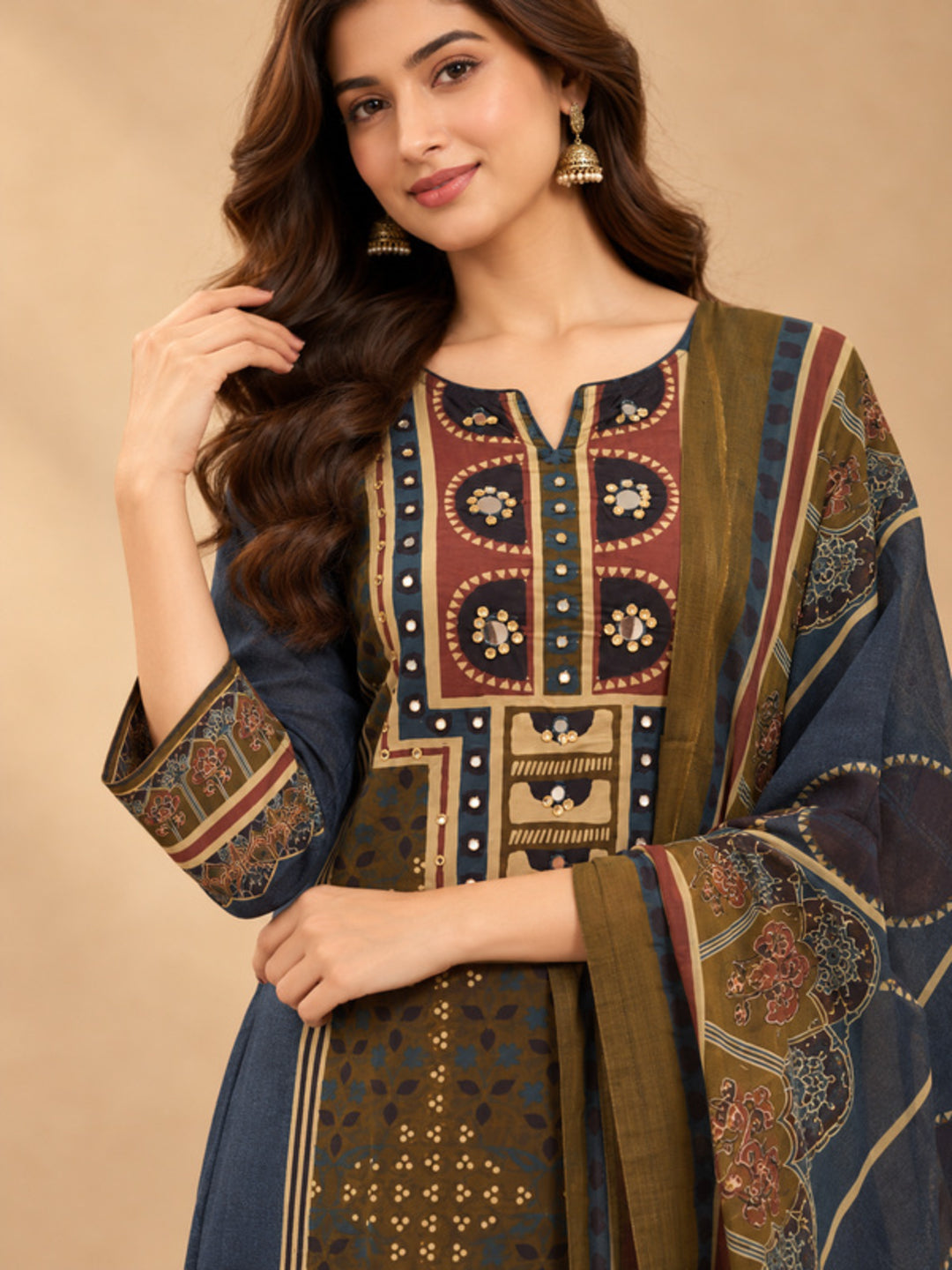 Floral Embroidered Straight Pure Cotton Kurta & Trousers Sets