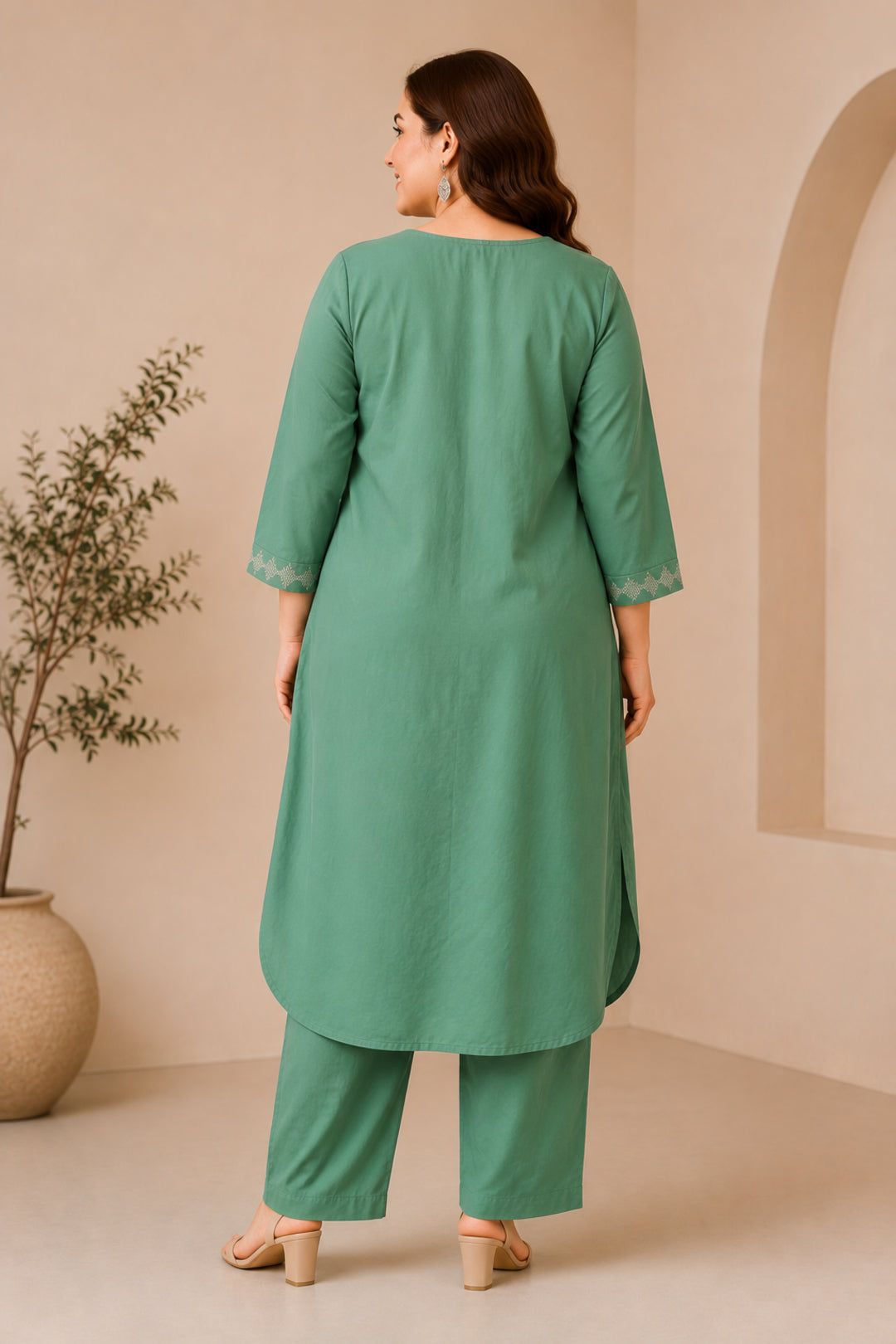 Floral Straight Kurta & Trousers Sets