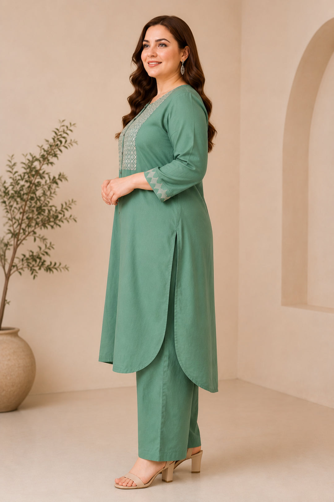 Floral Straight Kurta & Trousers Sets