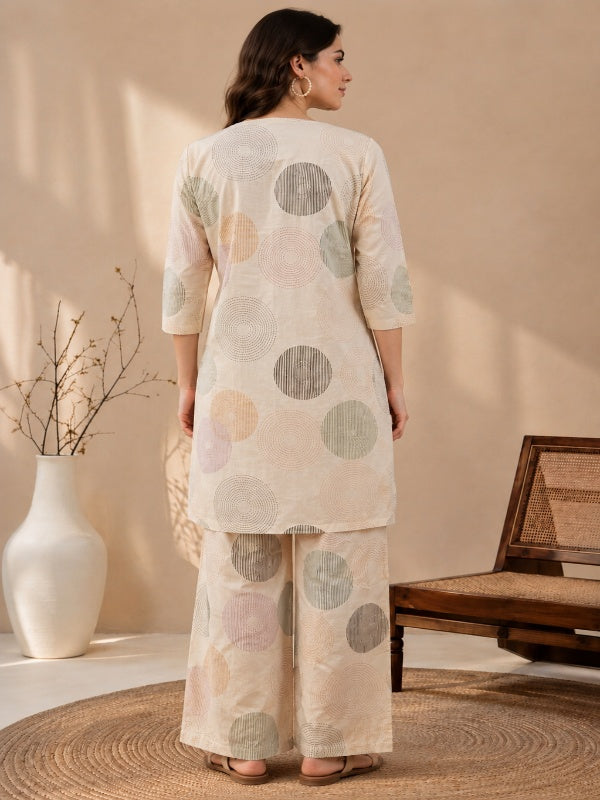 Floral Printed Straight Pure Cotton Kurta & Trousers Sets