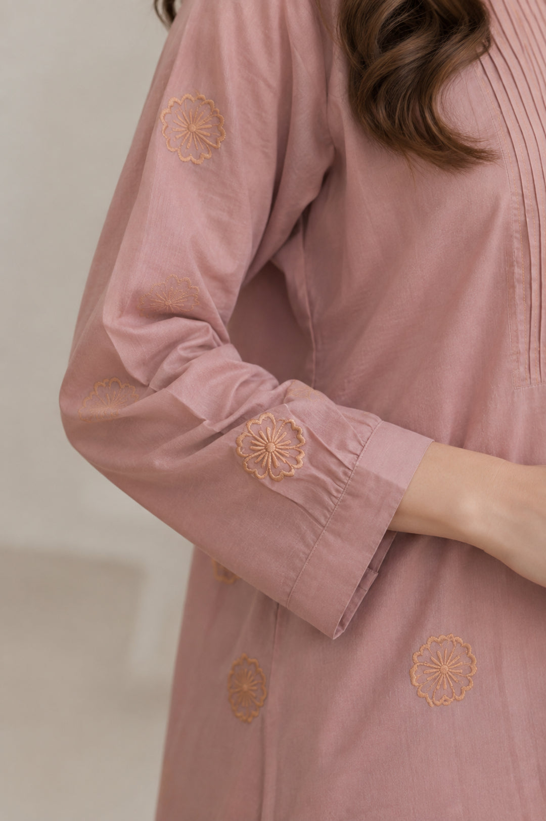 Floral Embroidered Straight Pure Cotton Kurta & Palazzos Sets