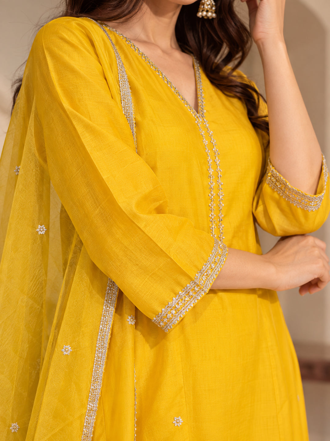 Floral Embroidered Straight Kurta & Trousers Sets