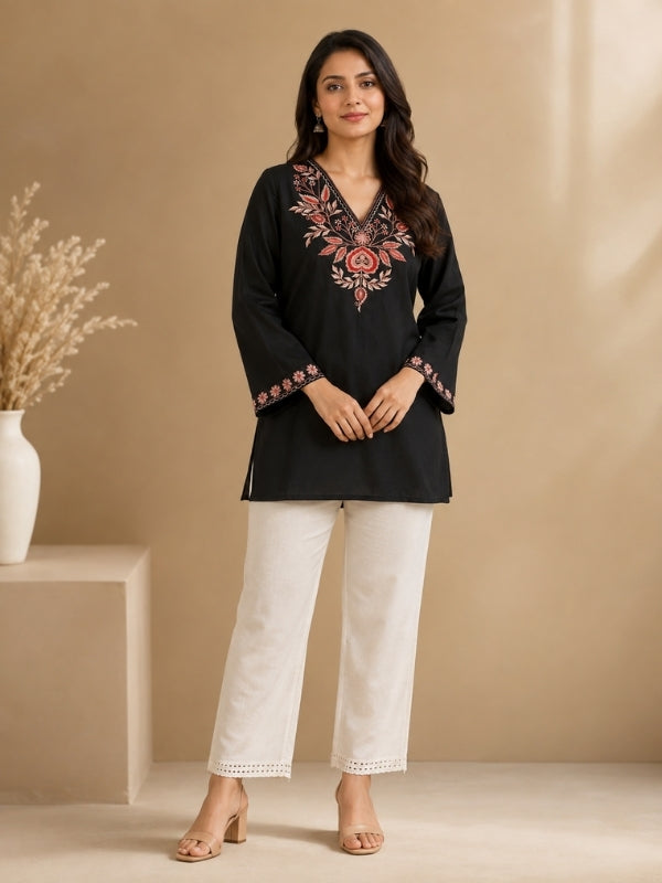 Floral Embroidered Straight Pure Cotton Kurta