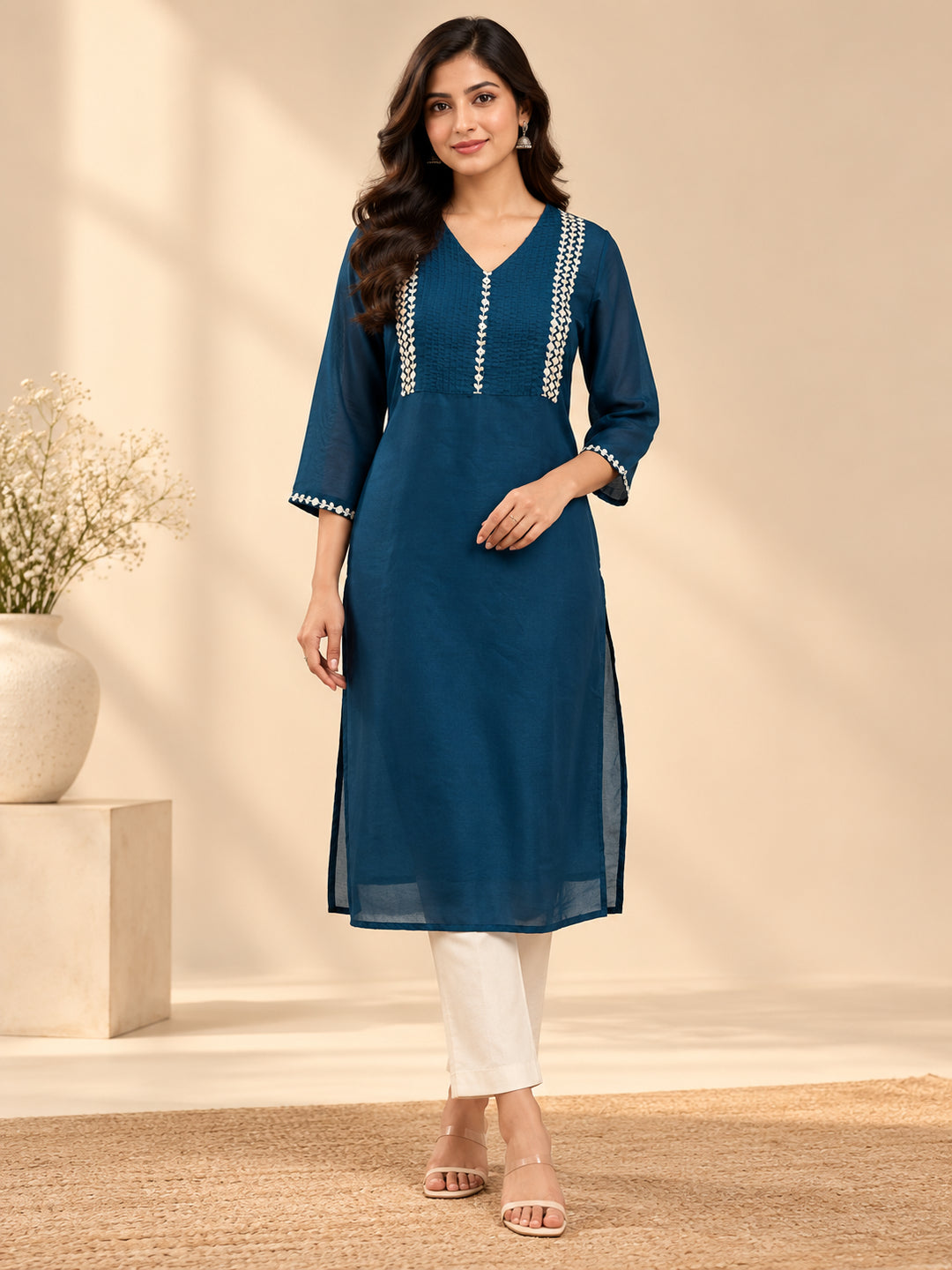 Floral Embroidered Straight Kurta