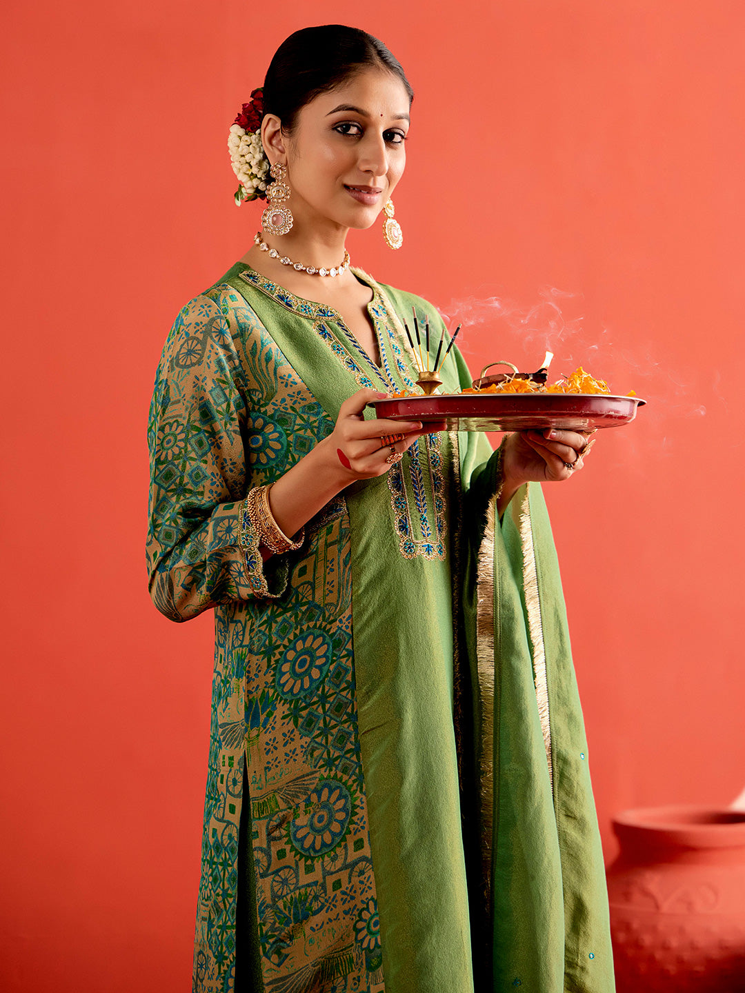 Floral Embroidered Straight Tissue Kurta & Trousers Sets