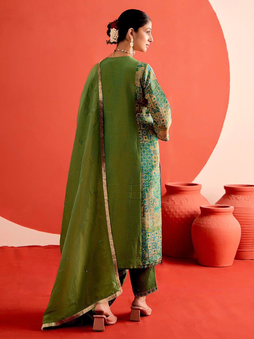 Floral Embroidered Straight Tissue Kurta & Trousers Sets