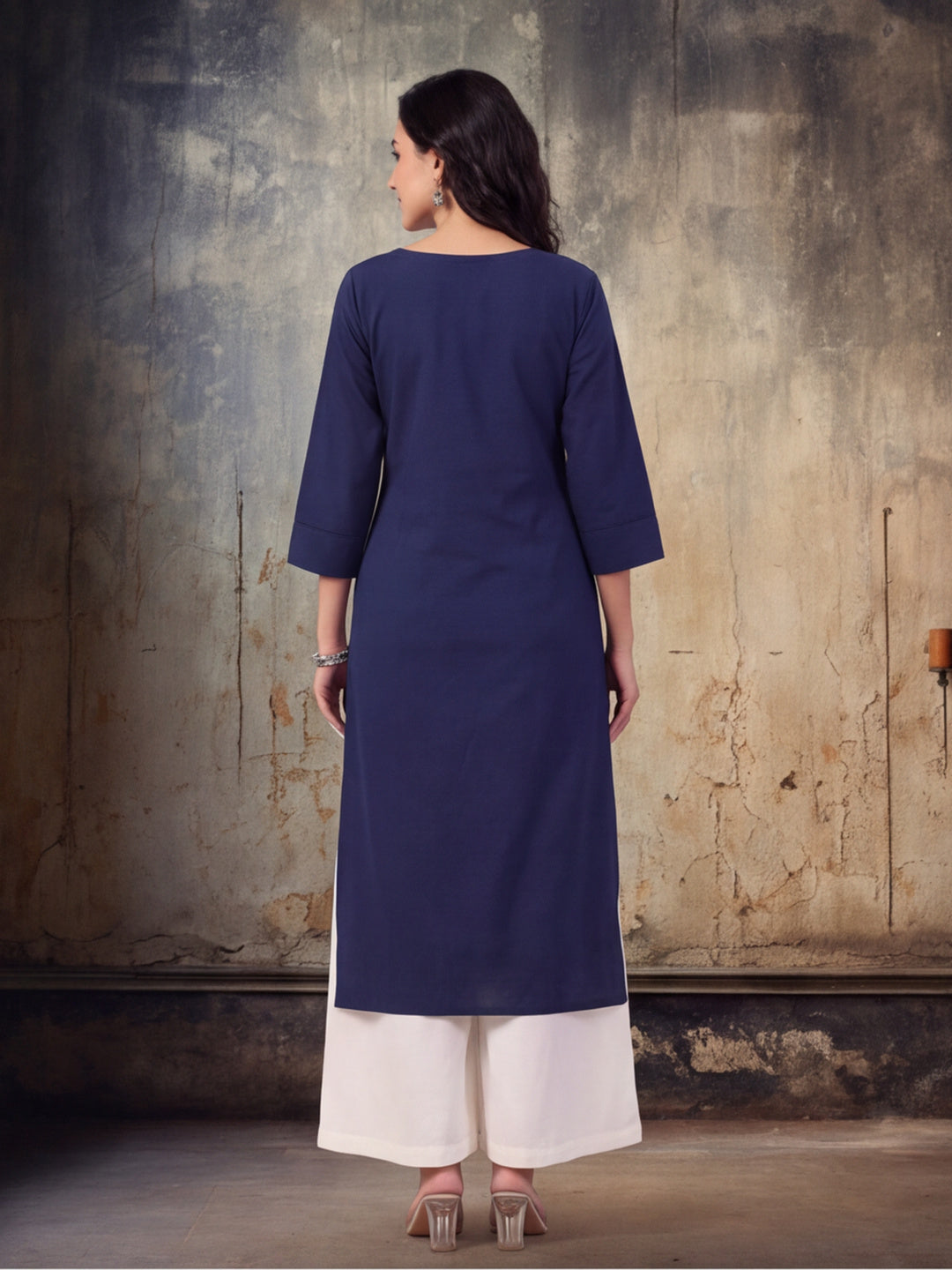 Women Keyhole Solid Staright Three Fourth Sleeve Pure Cotton Kurta