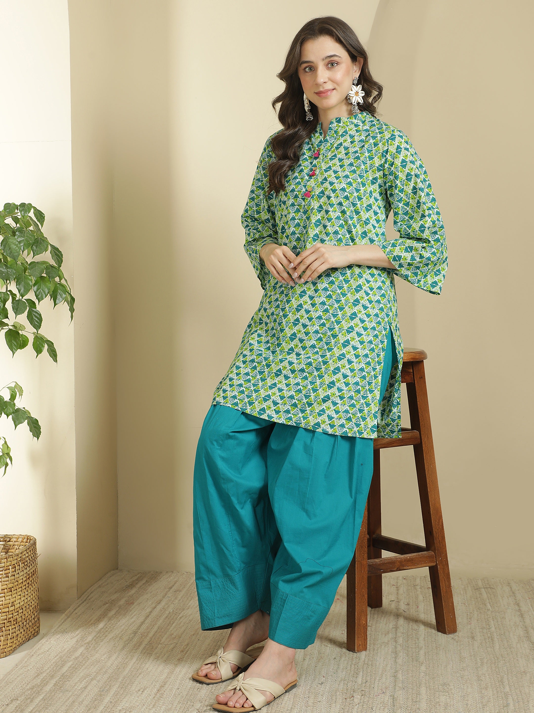 Women solid Loose fit cotton Farsi Salwar