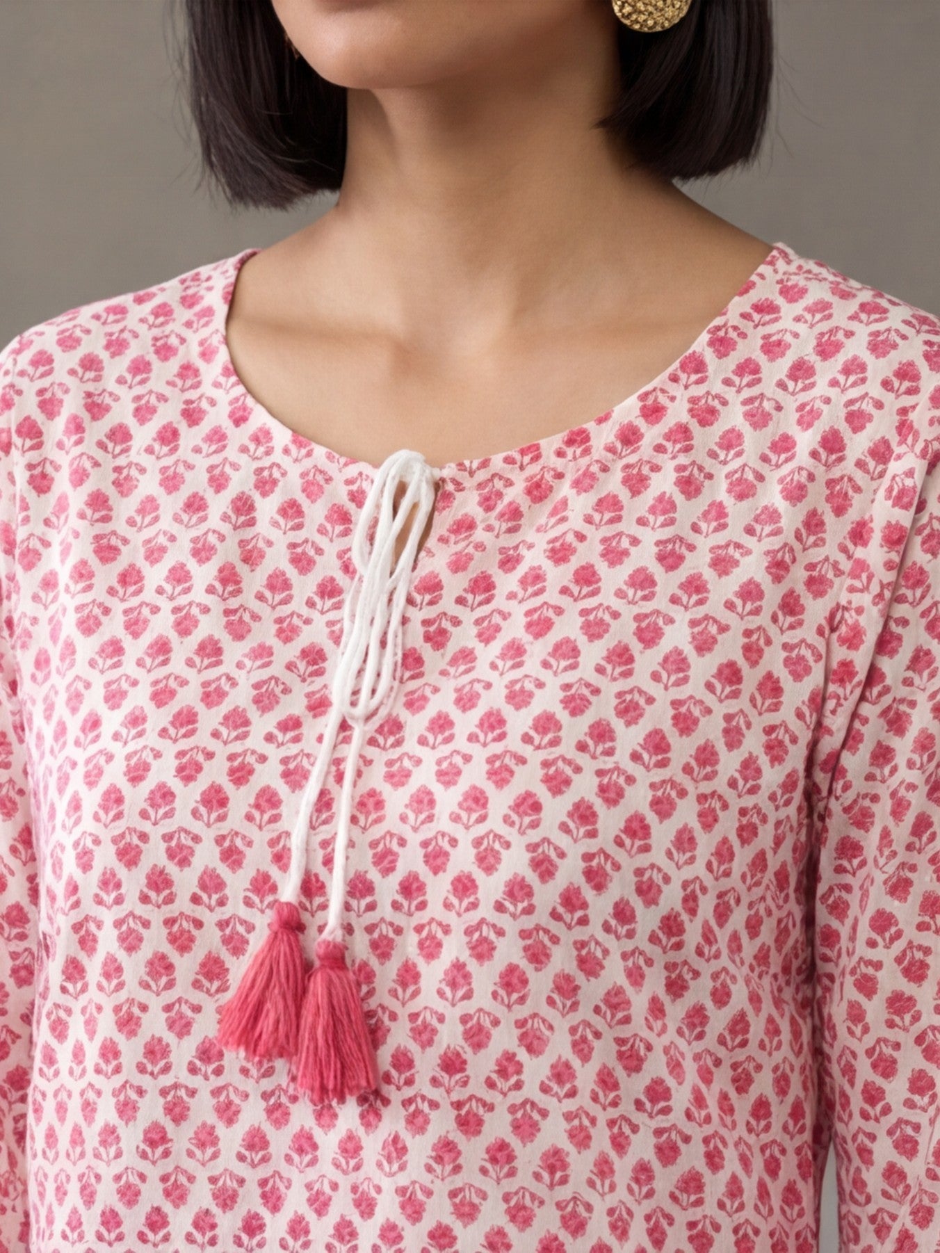 Floral Printed Straight Kurta & Trousers Sets