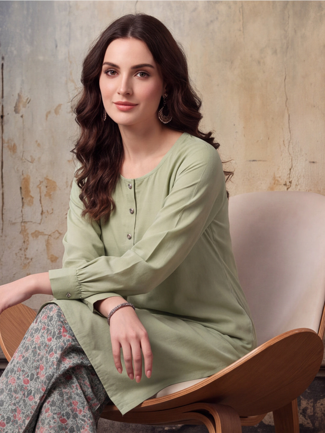 Women Striaght Printed Straight Kurta Sets