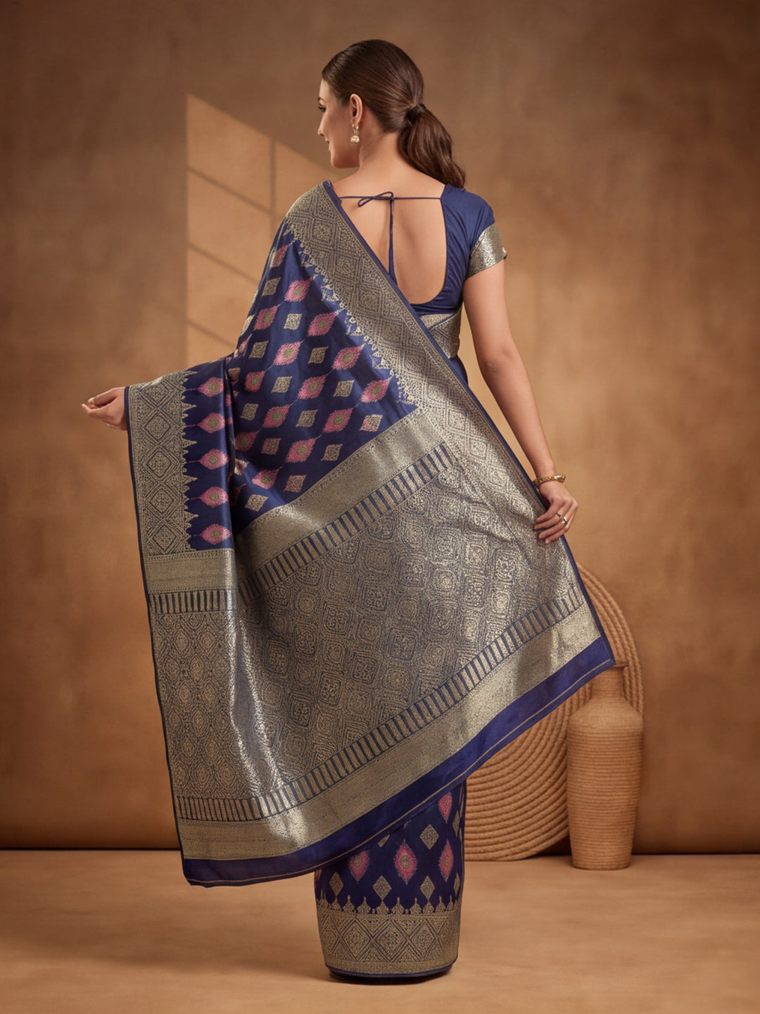 Jaipur Kurti Women'S Designer Weaving Work Navy Blue Saree