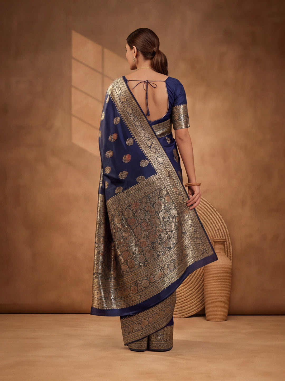 Jaipur Kurti Women'S Designer Weaving Work Navy Blue Saree