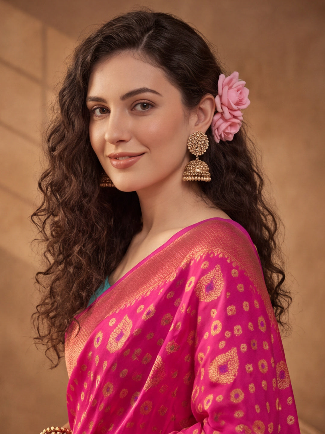 Gajri Glory: Weaving Work Banarasi Silk Saree