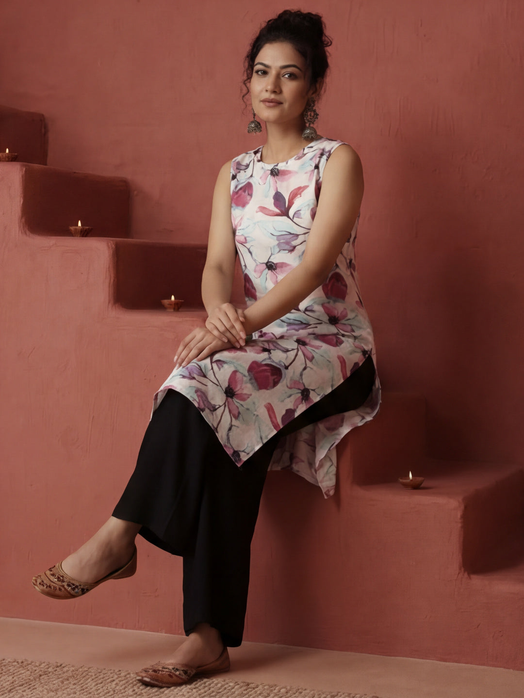 Magenta Floral Printed Sleeveless Kurta