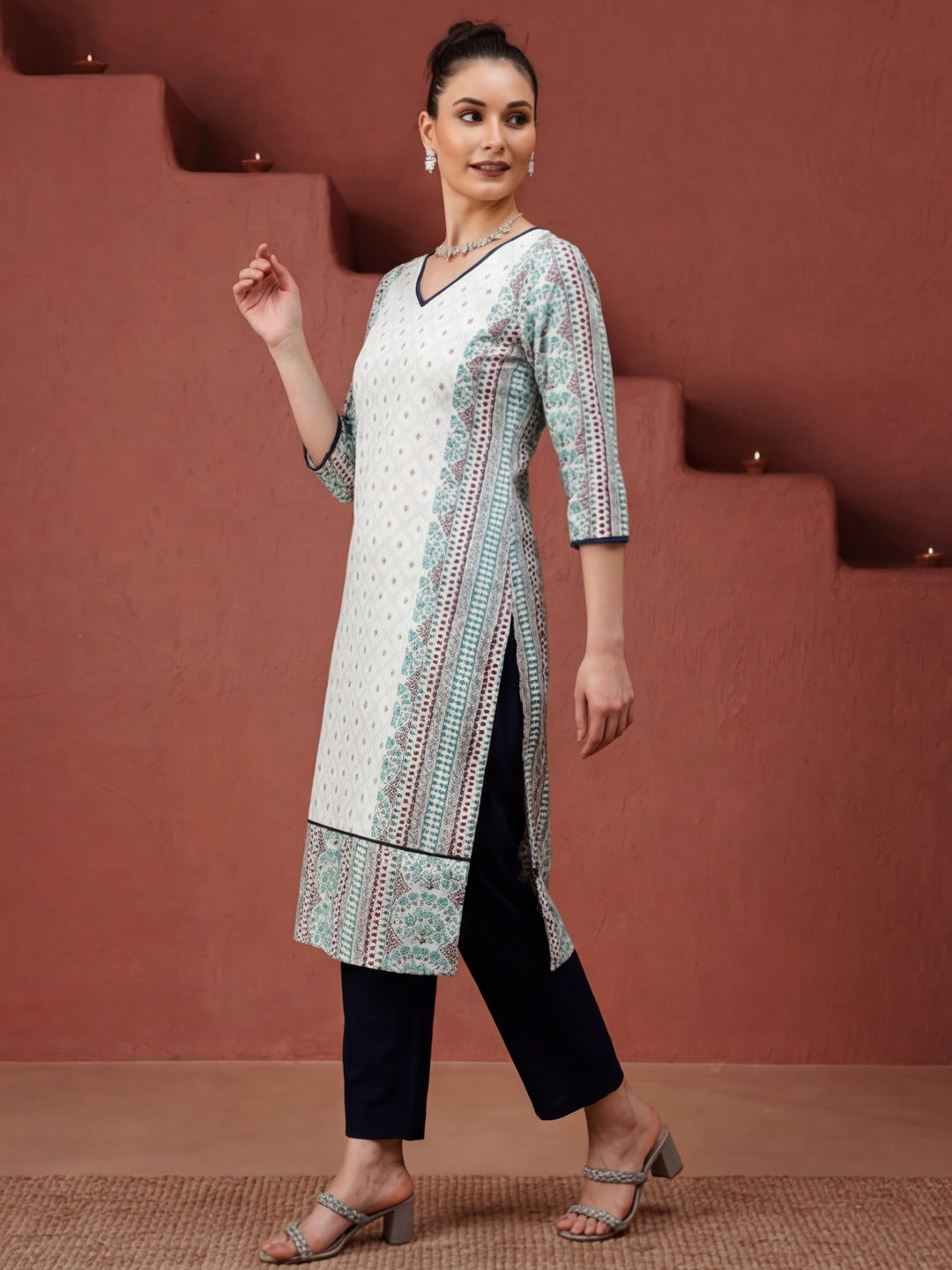 White And Blue Ethnic Printed Straight Kurta