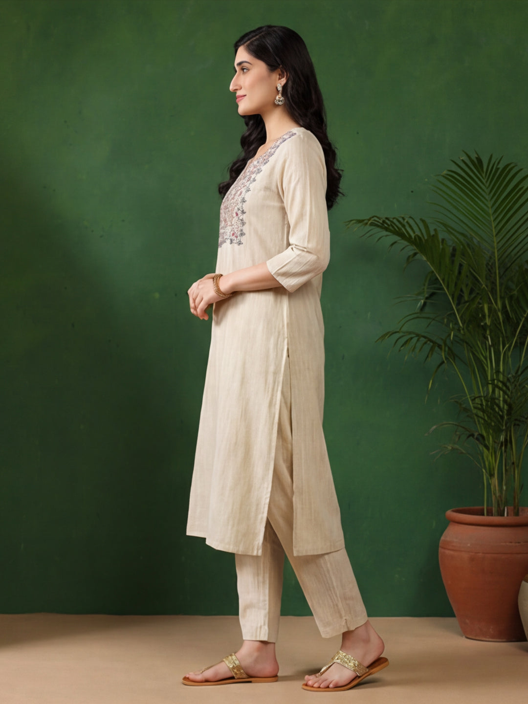 Solid Printed Straight Kurta & Trousers Sets