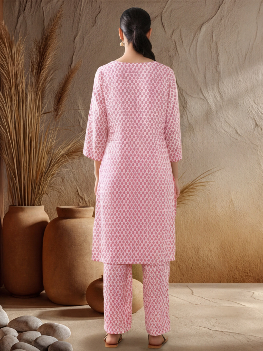 Floral Printed Straight Kurta & Trousers Sets