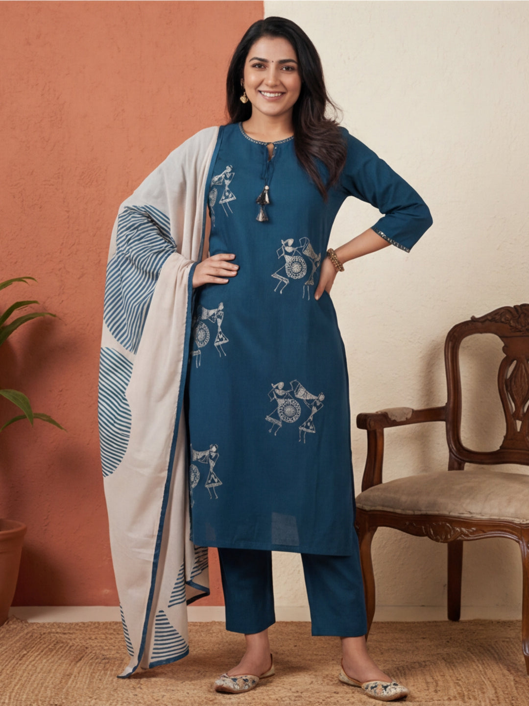 Solid Printed Straight Kurta & Trousers Sets