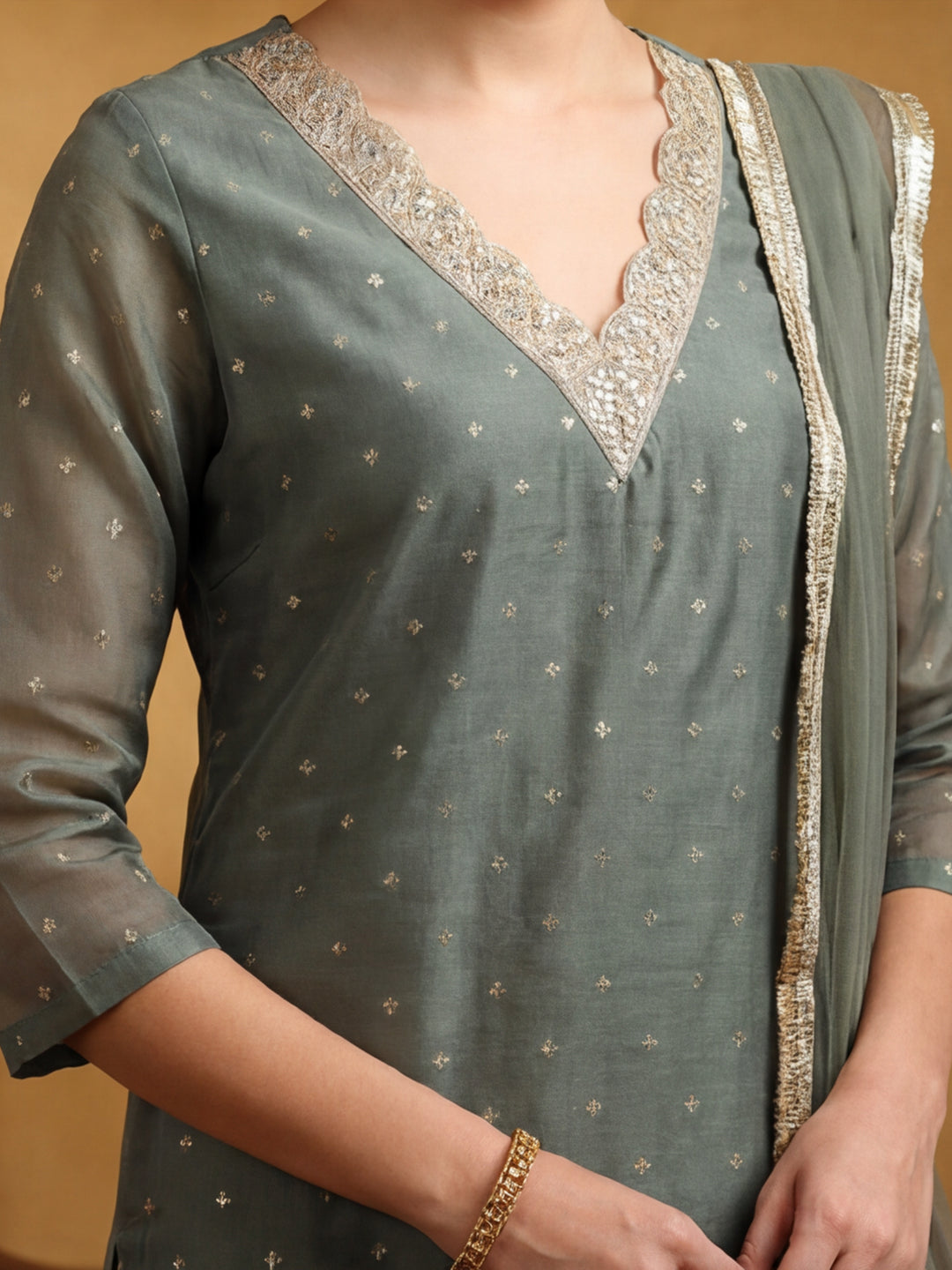 Ethnic Motifs Yoke Design Straight Kurta & Trousers Sets