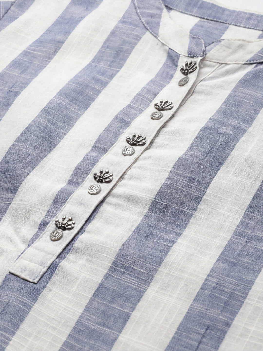 Women White & Blue Striped Straight Kurta