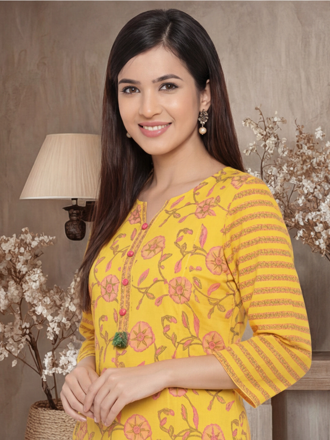 Women Yellow & Pink Printed Straight Kurta