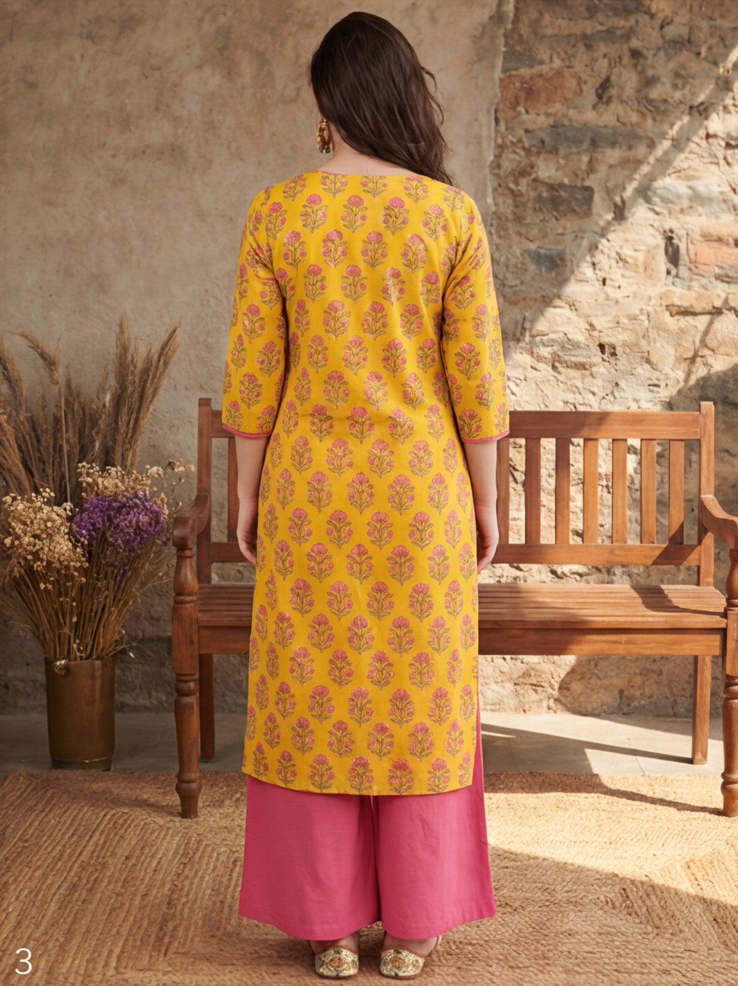 Women Yellow & Pink Floral Printed Straight Kurta