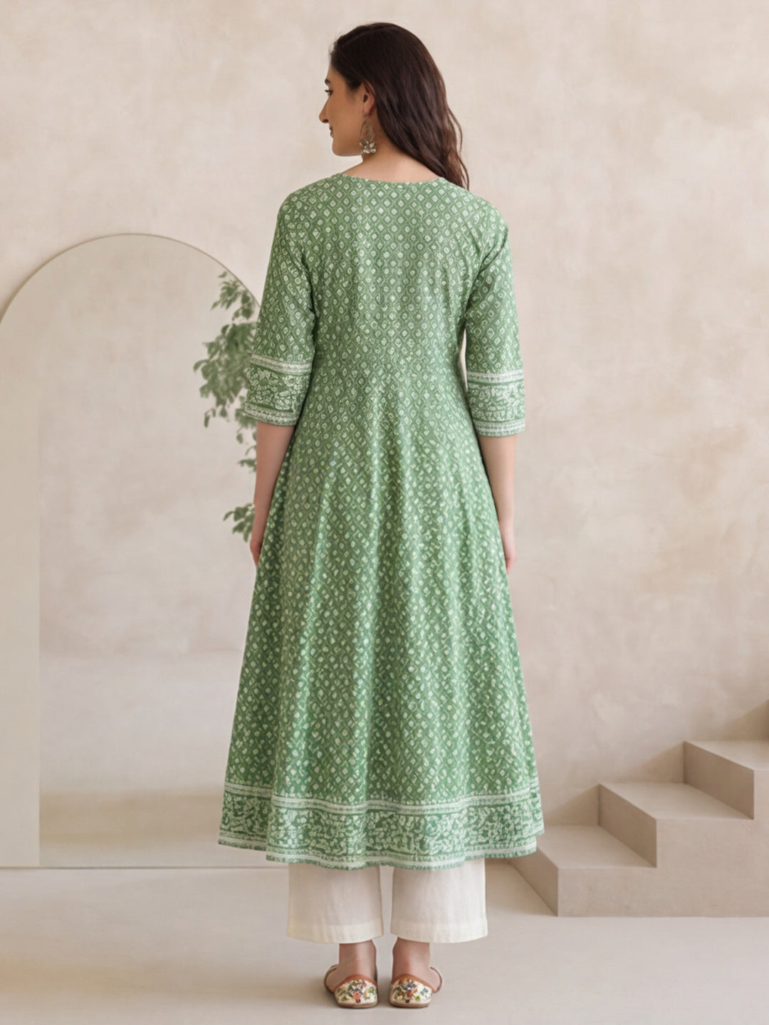Women Green Printed Anarkali with Embroidered Yoke