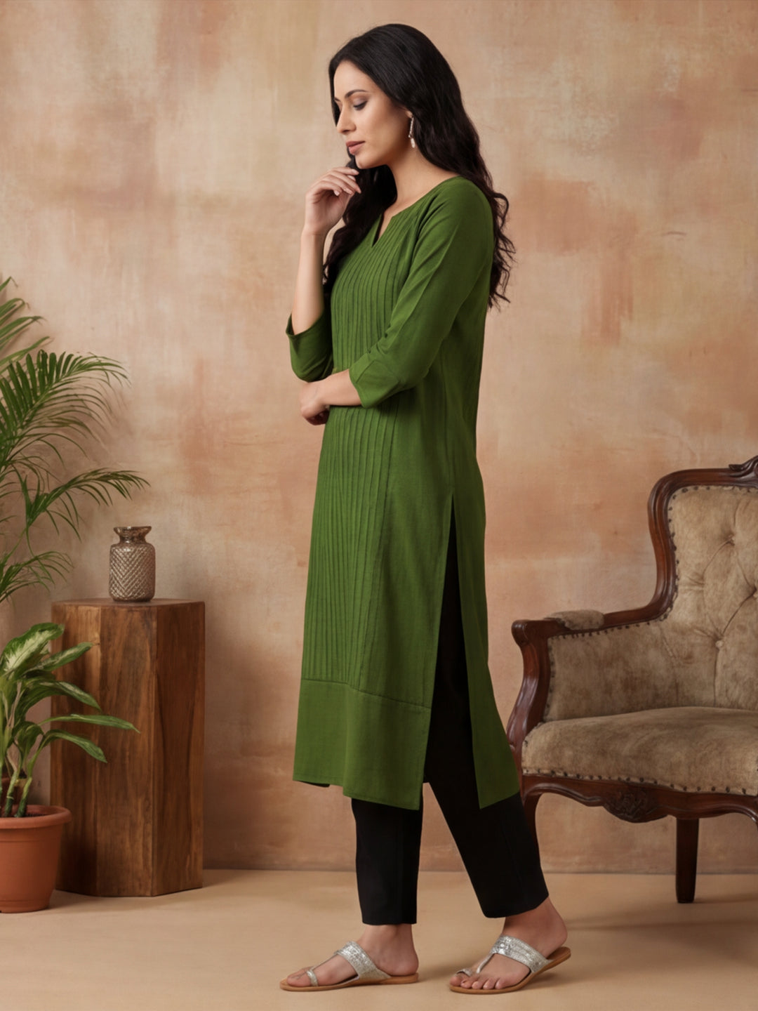Solid Embroidered Straight Pure Cotton Kurta