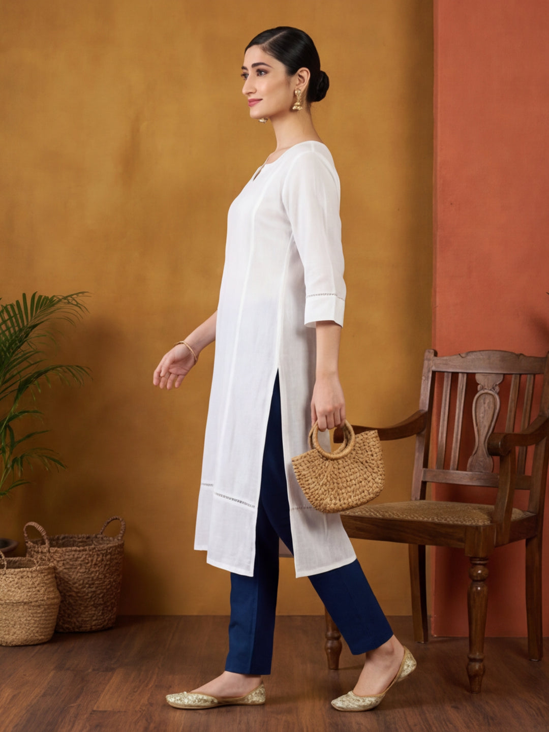 Women White Cotton Pin Tucks Straight Kurta